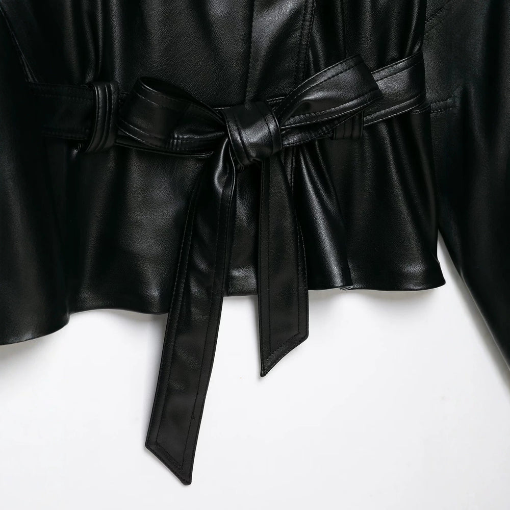 Damen Taillierter Kunstleder-Blazer mit Bindegürtel und Schalkragen Shop Nory