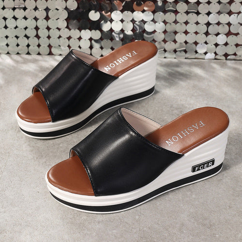 Orthopädische Sandalen mit quadratischer Spitze