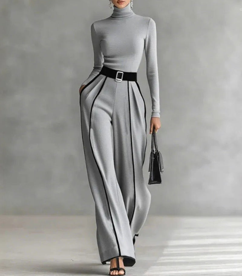Damen nan elegantes Strickset mit tailliertem Rollkragenoberteil und weiter Plisseehose mit Taillengürtel