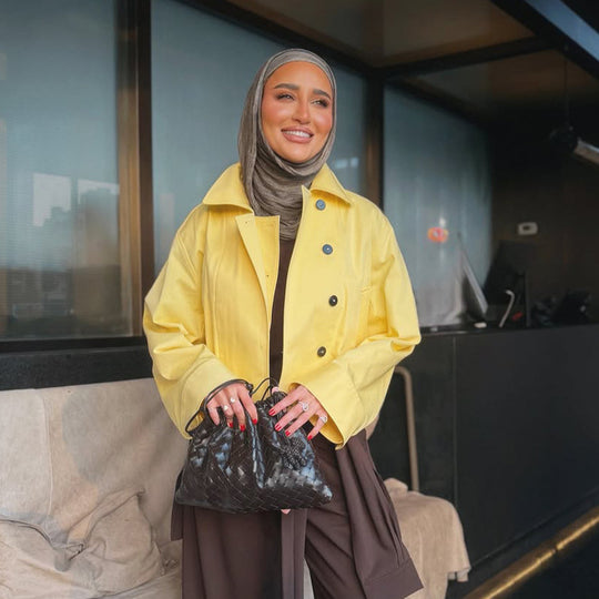 Damen Leichter Oversize-Trenchcoat aus beschichtetem Baumwollmix mit kastigem Cropped‑Schnitt und Doppelreihe Shop Nory