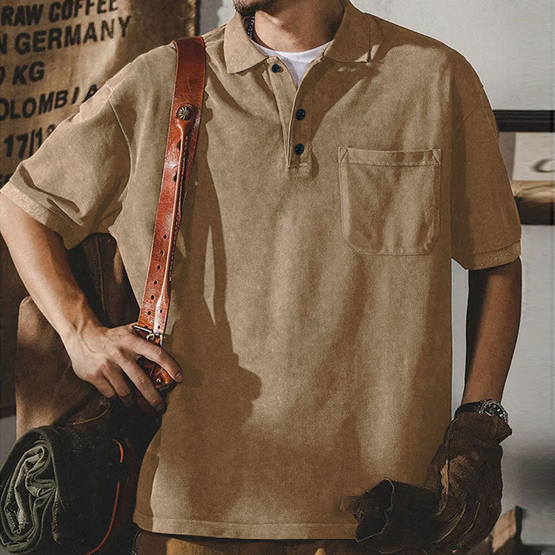 Herren nan locker geschnittenes Baumwoll-Poloshirt mit aufgesetzter Brusttasche und kurzer Knopfleiste