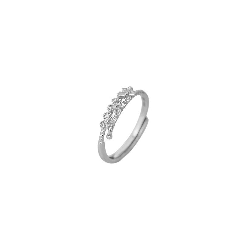 Damen zierlicher Blumenring mit detailreicher Verarbeitung Shop Nory
