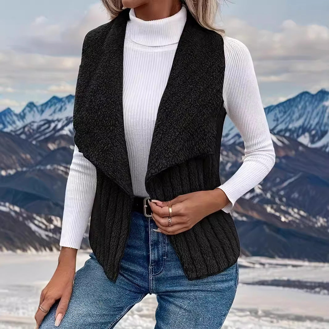 Damen nan kuschelige ärmellose Teddy-Fleece-Weste mit großem Schalkragen und strukturierter Rippenoptik Shop Nory