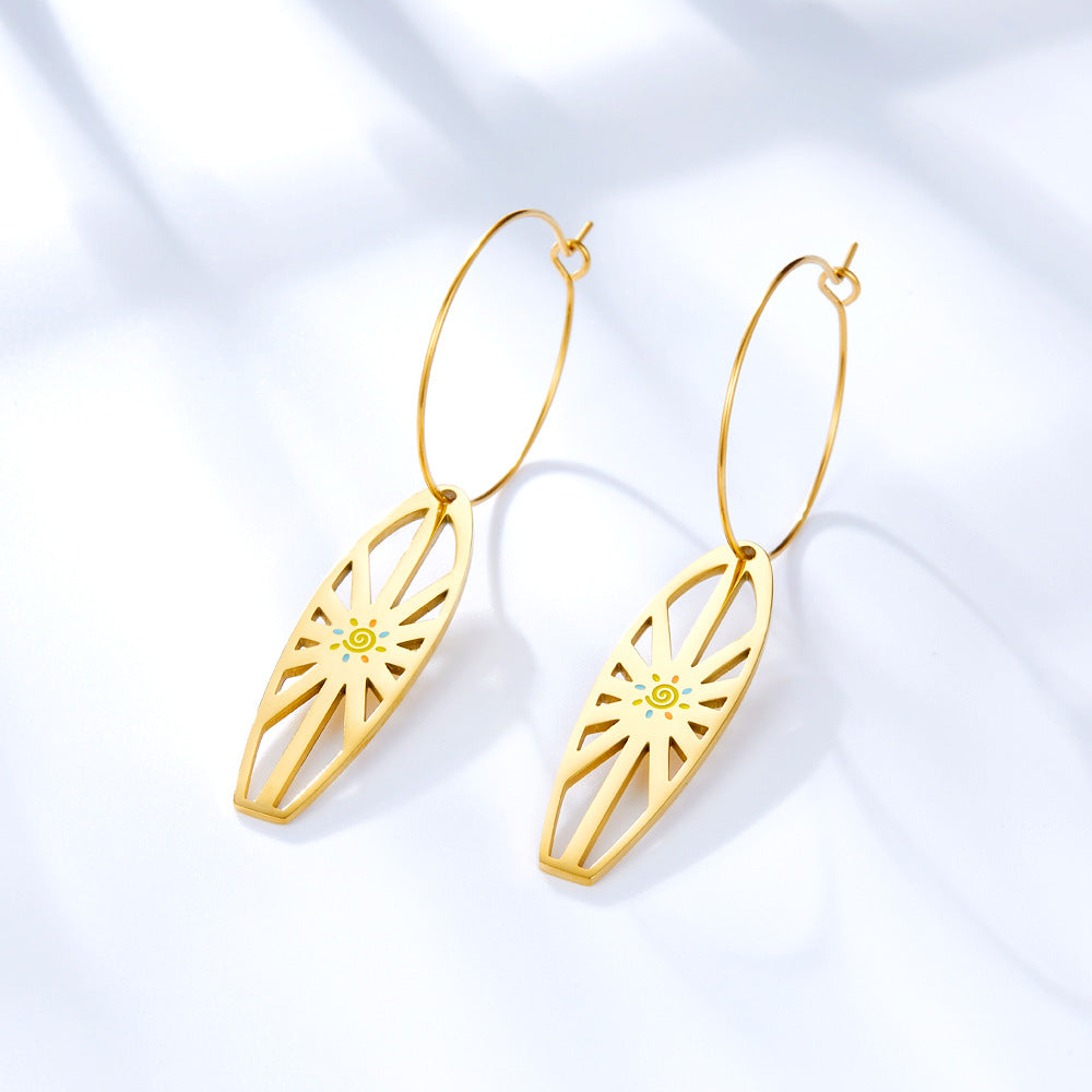Damen Hängende Ohrringe mit floralem Muster und funkelndem Zirkonia Shop Nory