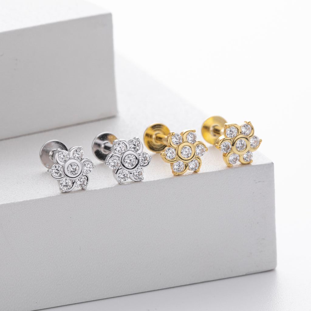 Damen Ohrstecker mit funkelnden Zirkonblüten aus hochwertigem 925 Sterling Silber Shop Nory
