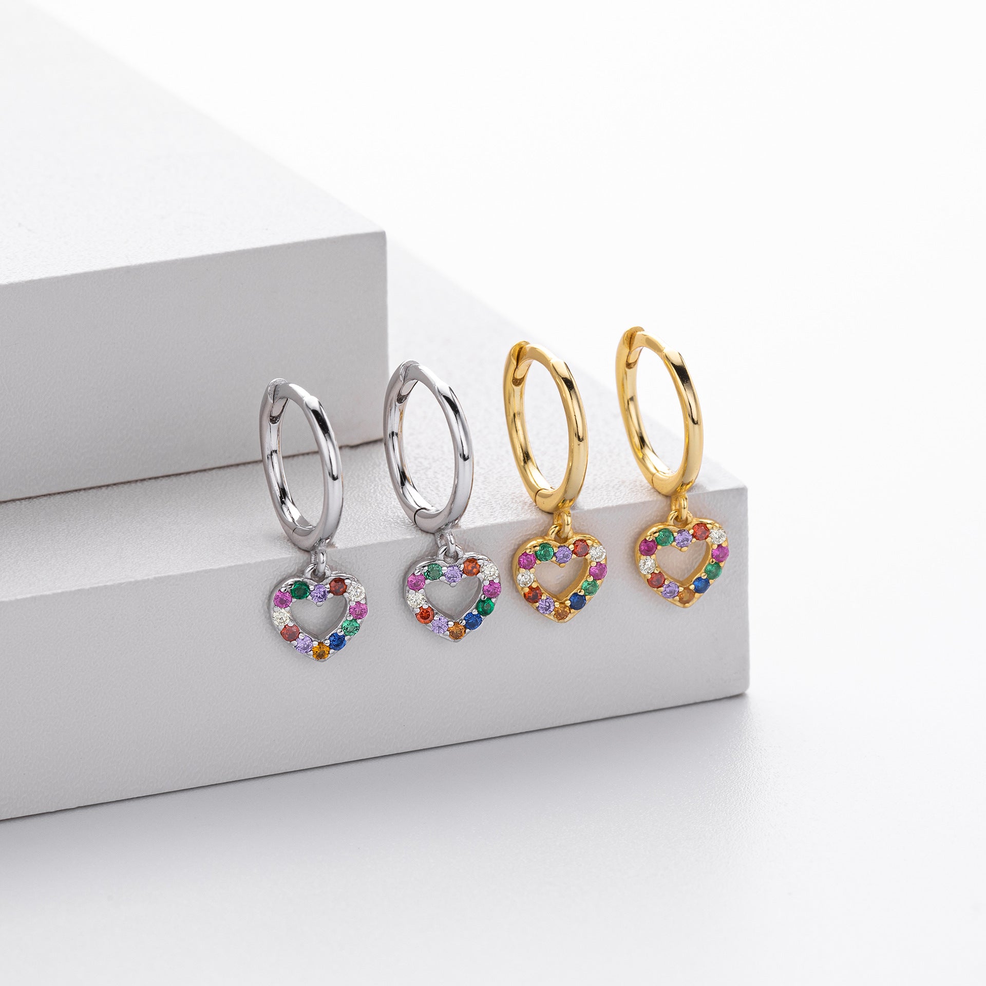 Damen Ohrhänger mit buntem Herzanhänger aus hochwertigem 925 Sterling Silber Shop Nory