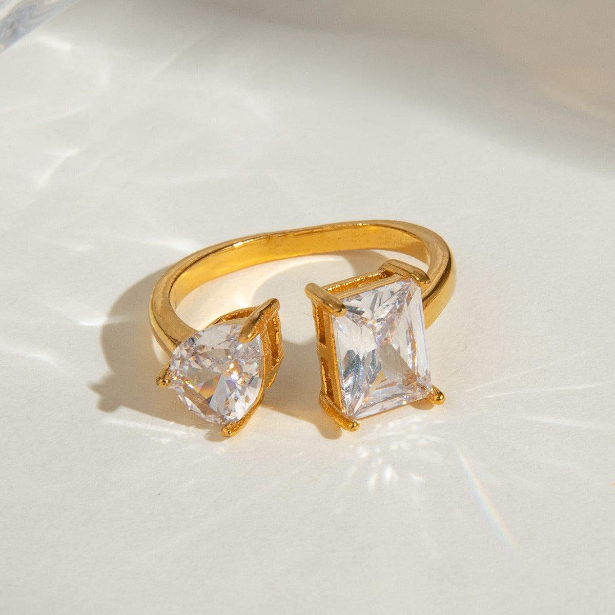 Damen verstellbarer Ring mit zwei funkelnden Steinen Shop Nory