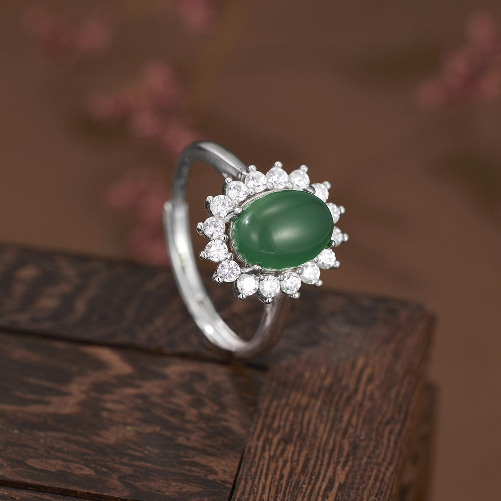 Damen Ring mit grünem Jade-Edelstein und funkelnden Zirkoniasteinen Shop Nory