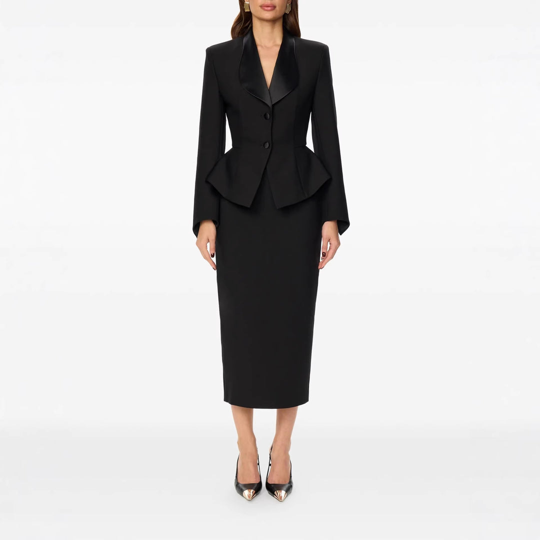 Damen Taillierter Blazer mit Schößchen Satin‑Schalkragen und schlanker Silhouette Shop Nory