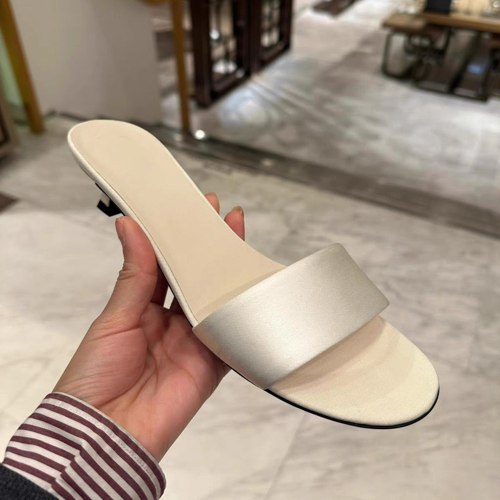 Damen elegante Slides mit breitem Satin-Riemen und komfortablem Fußbett