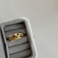 Damen modern gestalteter Ring mit kreativem Wellenmuster Shop Nory