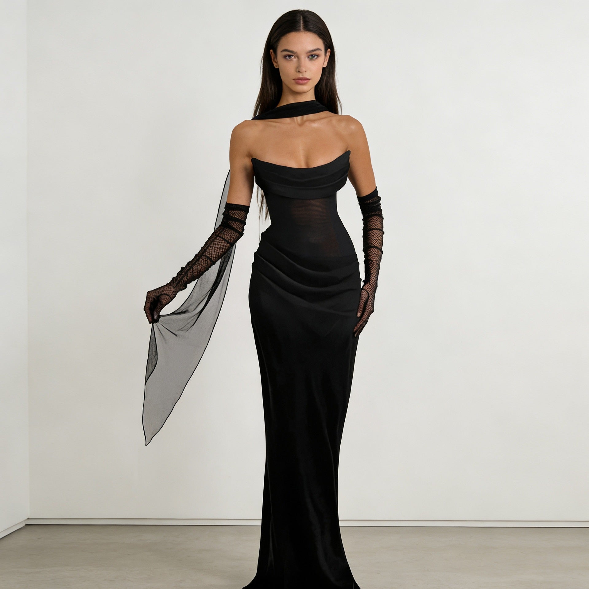 Damen Elegantes schulterfreies Maxikleid mit verführerischem Rüschendetail