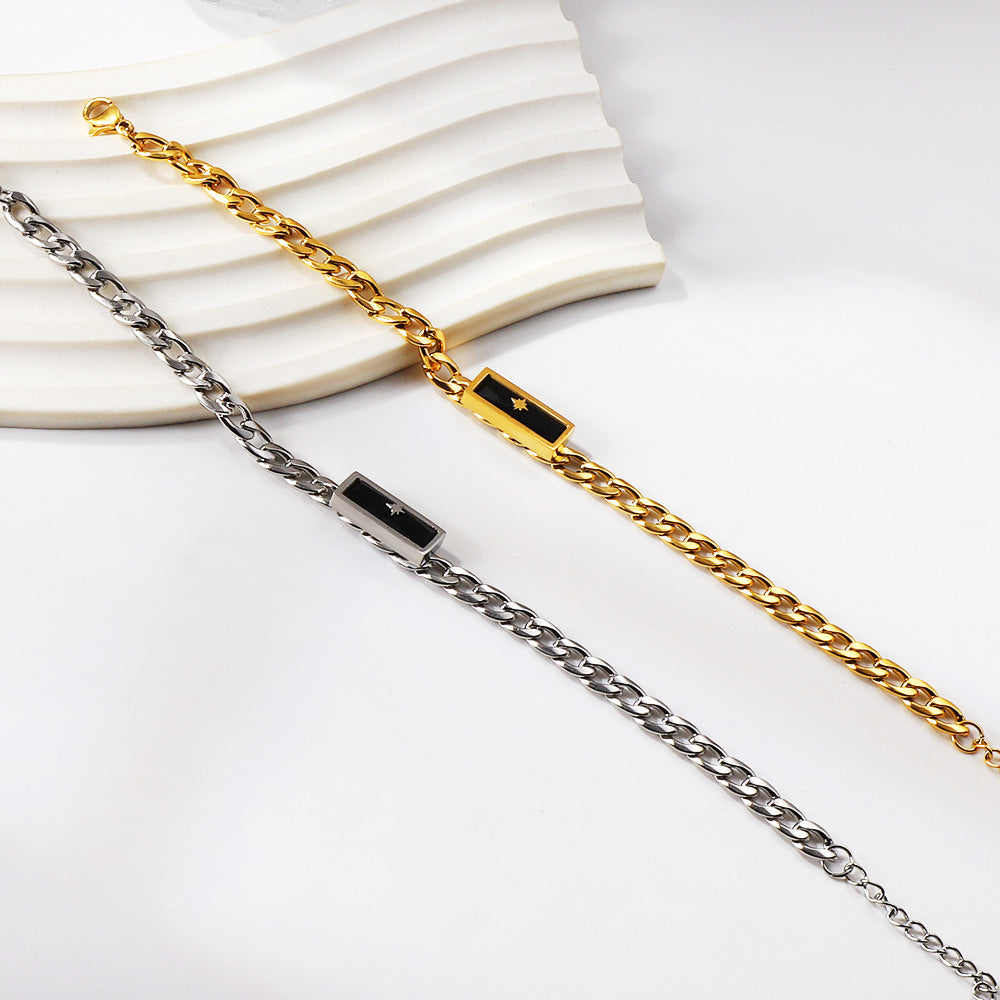 Damen Schmuckarmband mit edlem Design und funkelndem Akzent Shop Nory