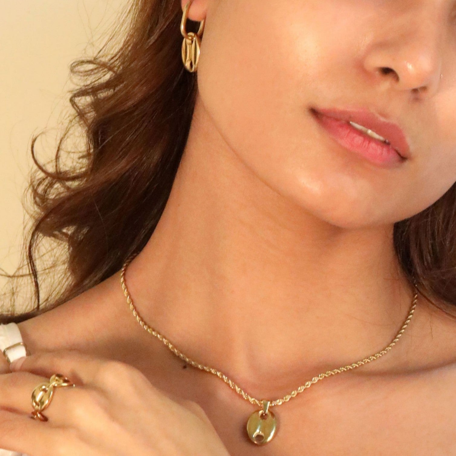 Damen Schmuckset mit Muschel-Anhängern und eleganter Gliederkette Shop Nory