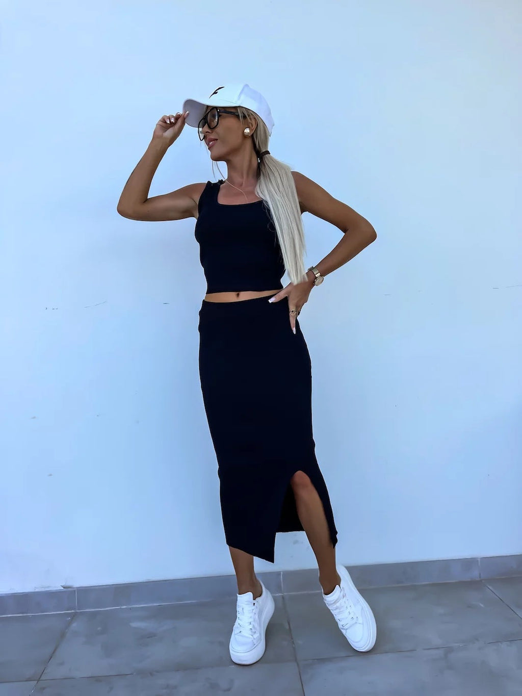 Damen Gemütliches Strick-Set mit schulterfreier Bluse und langer, schmaler Rock Shopnory