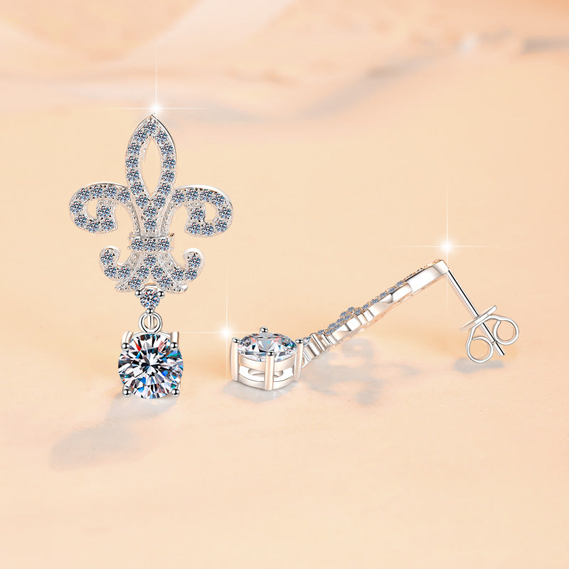 Damenohrringe im eleganten Fleur-de-Lis-Design mit funkelnden Kristallen Shop Nory