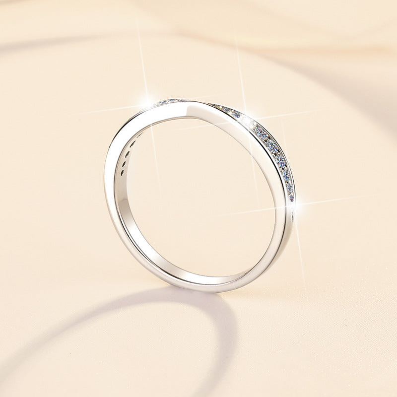 Damen Zarter Infinity-Ring mit funkelnden Zirkonia Shop Nory