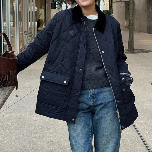 Damen Modische Steppjacke mit hochgeschlossenem Kragen und großen Taschen Shop Nory