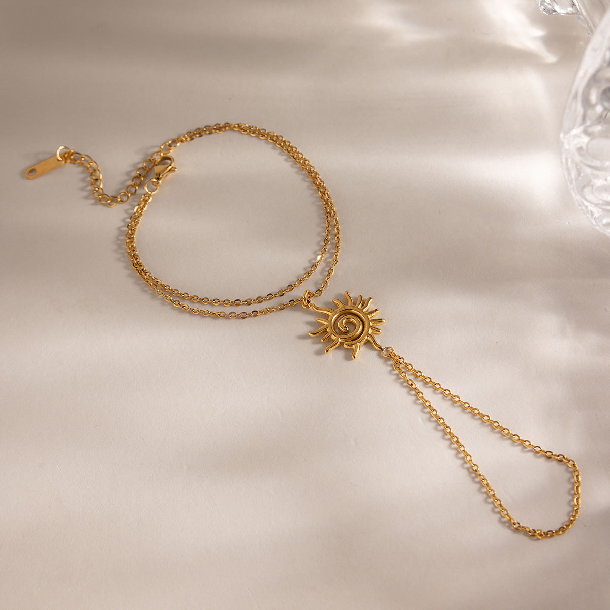 Damen Halskette mit Sonnensymbol aus hypoallergenem Edelstahl Shop Nory