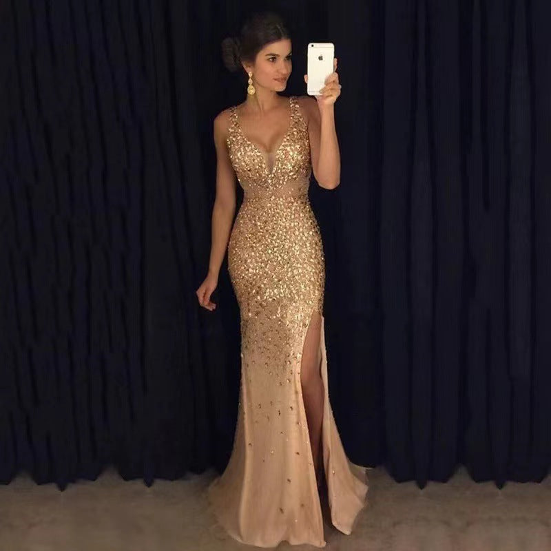 Damen Glamouröses Abendkleid mit glitzernden Pailletten und tiefem Schlitz