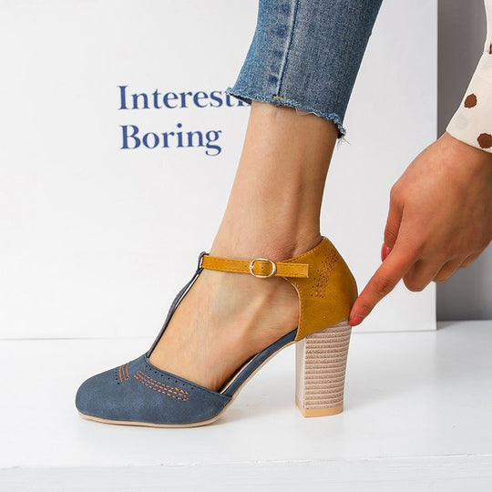 Damen T‑Strap Pumps mit mittelhohem Blockabsatz und dekorativer Ziernaht Shop Nory