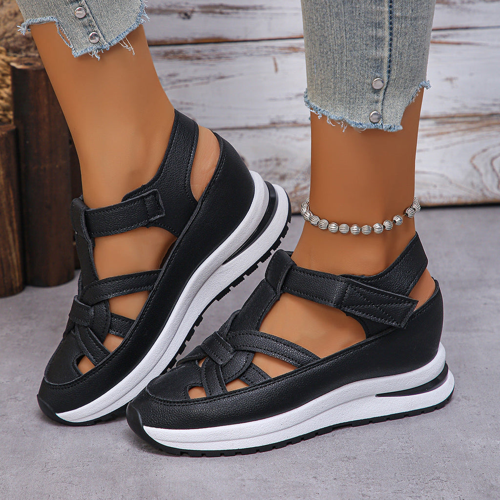 Damen Wedge-Sandalen mit verstellbarem Riemendesign und gepolsterter Innensohle