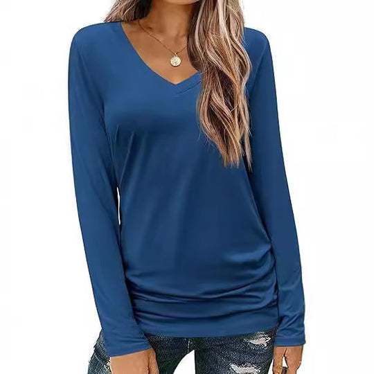 Damen Figurbetontes V‑Ausschnitt Langarmshirt aus Stretch‑Jersey mit leicht gerafftem Saum Shop Nory