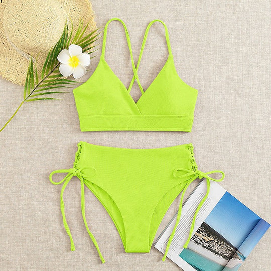 Damen Triangel-Bikini mit raffinierter Raffung Shopnory