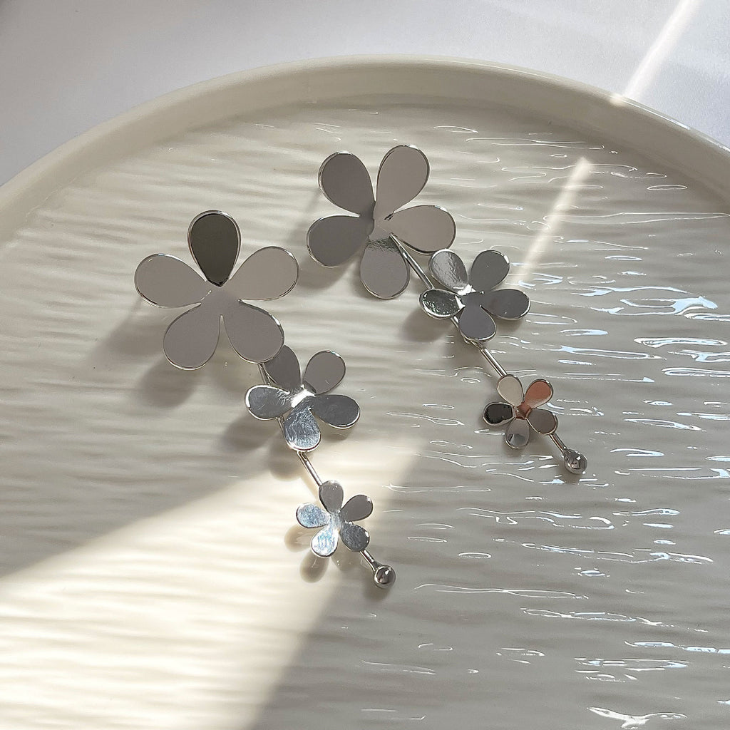 Damen Hängende Ohrringe im floralen Blütendesign Shop Nory