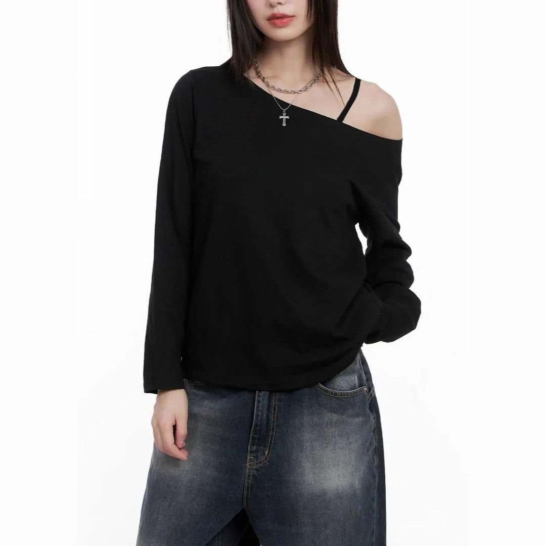 Damen nan asymmetrisches Off-Shoulder Langarmshirt aus Baumwollstretch mit lässigem Oversize-Schnitt Shop Nory