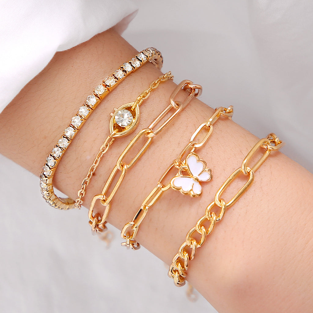 Damen Armband-Set mit funkelnden Akzenten und zarten Design-Elementen Shop Nory