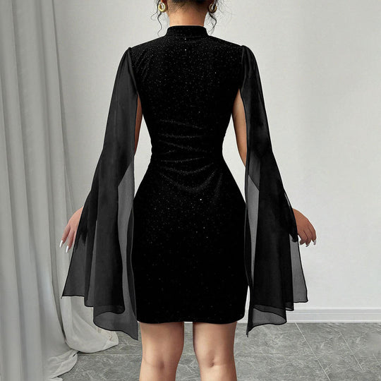Damen figurbetontes Minikleid mit fließenden Cape-Ärmeln und funkelnder Punktverzierung Shop Nory