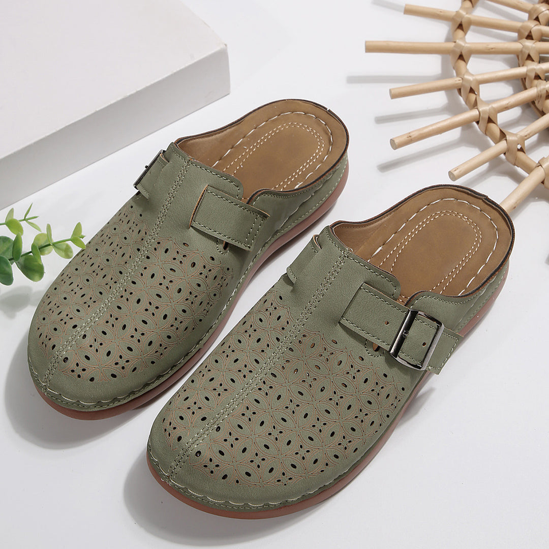 Damen Perforierte Komfort-Mule mit verstellbarer Metallschnalle und gepolstertem Fußbett Shop Nory