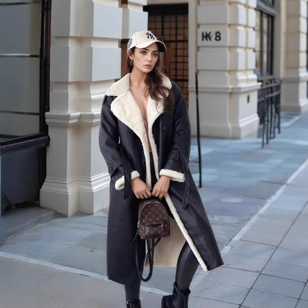 Damen Langer Mantel mit Teddyfutter, doppelreihiger Knopfleiste und tailliertem Schnitt Shop Nory