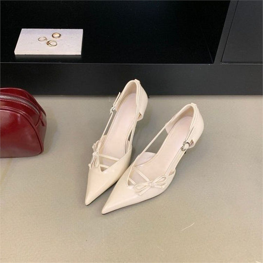 Damen Elegante spitz zulaufende Slingback-Ballerinas mit verstellbarem Knöchelriemen, V‑Ausschnitt und zierlicher Schleife Shop Nory