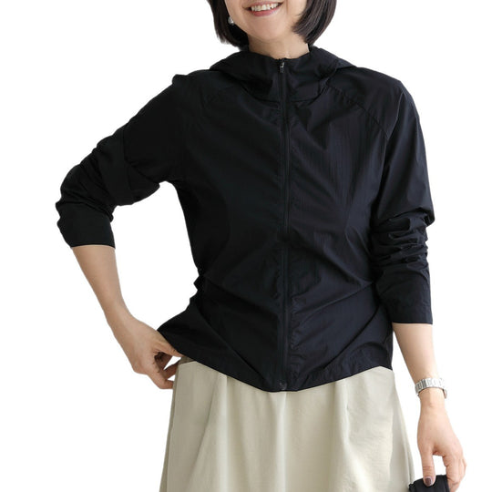 Damen Leichte und atmungsaktive Outdoorjacke Shop Nory