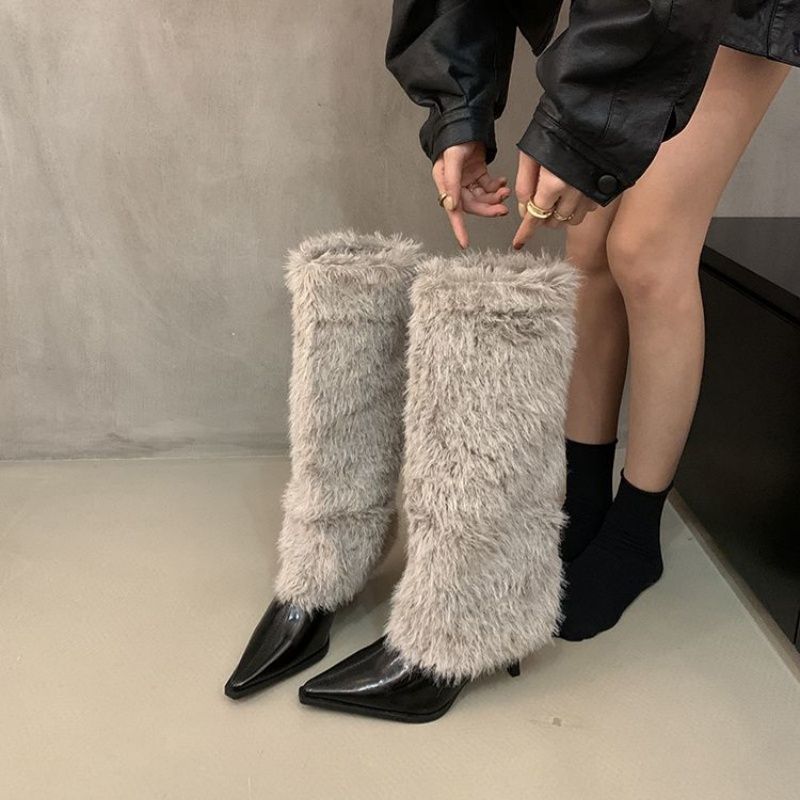 Damen spitz zulaufende Stiefel mit hohem Kunstfell‑Schaft und geformtem Kittenabsatz Shop Nory