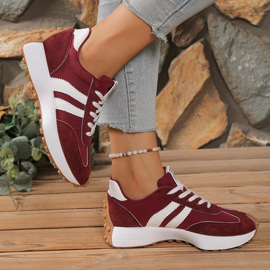Damen Retro-Running-Sneaker mit Wildlederoptik, profilierter Gumminsohle und gepolstertem Komfortfußbett Shop Nory