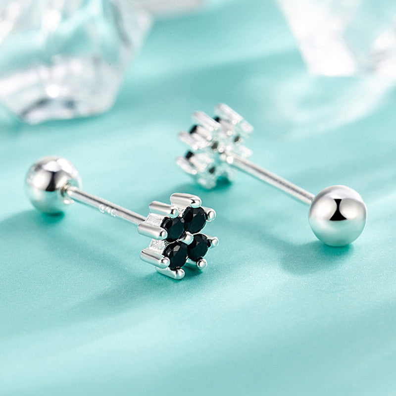 Damen Ohrstecker mit floralen Akzenten und funkelnden Zirkonia Shop Nory