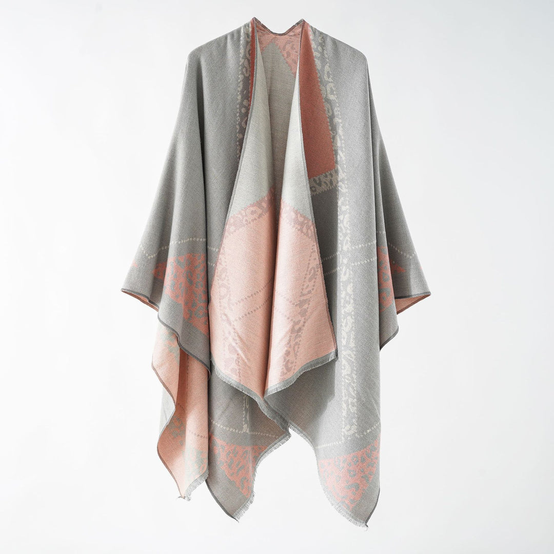 Damen Großer Double-Face Jacquard-Umhang mit Animal-Patch und feinem Fransensaum Shop Nory