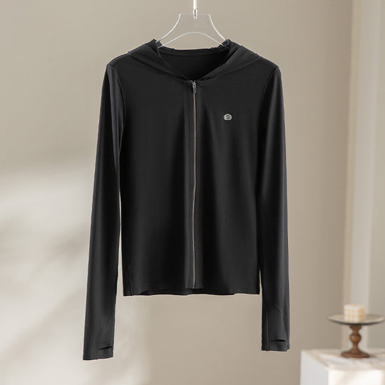 Damen Leichte Kapuzenjacke mit durchgehendem Reißverschluss, Slim‑Fit und Daumenloch Shop Nory