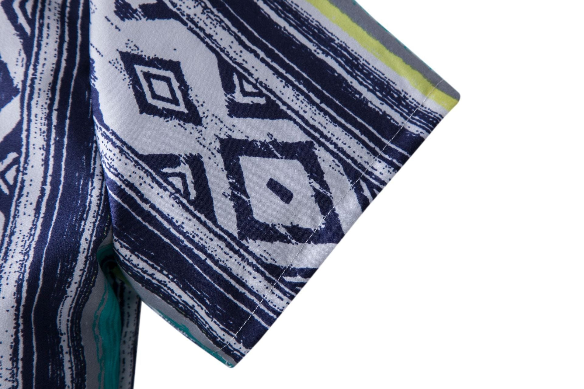 Herren Kurzarmhemd mit einzigartigem tribal-inspiriertem Design Shopnory