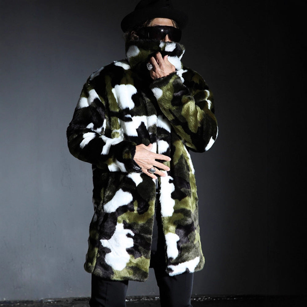 Herren Camouflage-Kunstpelz-Mantel mit langem Schnitt und Oversize-Silhouette Shop Nory