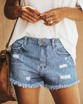 Damen Jeans-Shorts mit fransigen Säumen und distressed Details