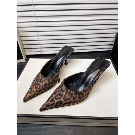 Damen Spitz zulaufende Mule mit niedrigem Kittenabsatz und fersenfreiem Design Shop Nory