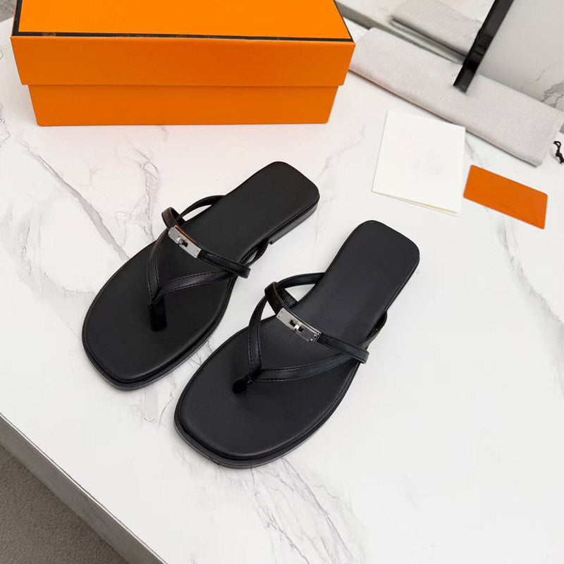 Damen Elegante Zehentrenner-Sandalen mit verstellbarem Riemendesign und feinen Metallic-Details