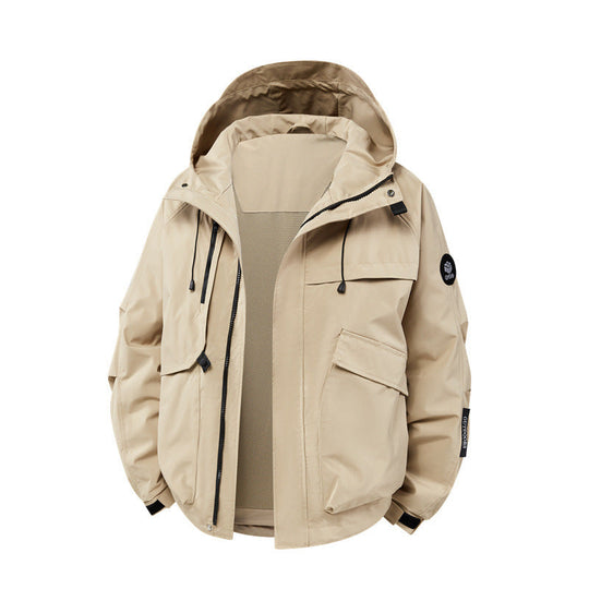 Herren technische Outdoor-Jacke mit Material und zahlreichen Reißverschlusstaschen