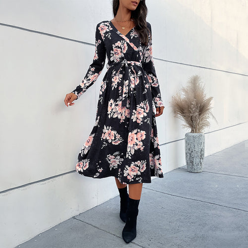 Damen Wickel-Midikleid mit tailliertem Bindegürtel, ausgestelltem Rock und V‑Ausschnitt Shop Nory