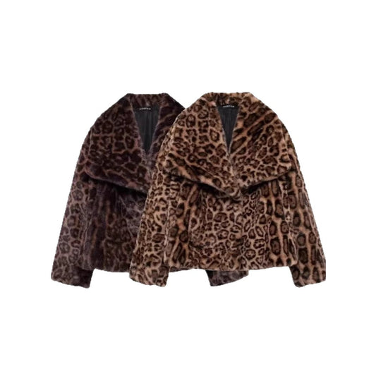 Damen kurze Boxy-Faux-Fur-Jacke mit Leopardenmuster und großem Schalkragen Shop Nory