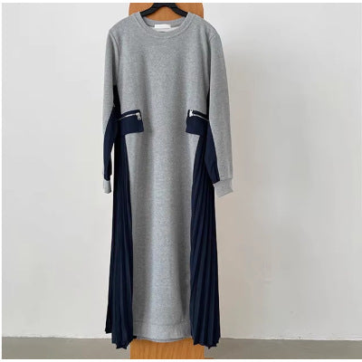 Damen Langes Oversize-Sweatkleid mit Rundhalsausschnitt, plissierten Seiteneinsätzen und Eingrifftaschen Shop Nory